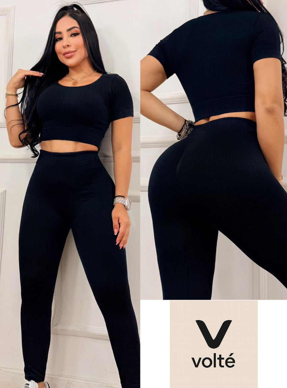 Set deportivo Negro Clásico