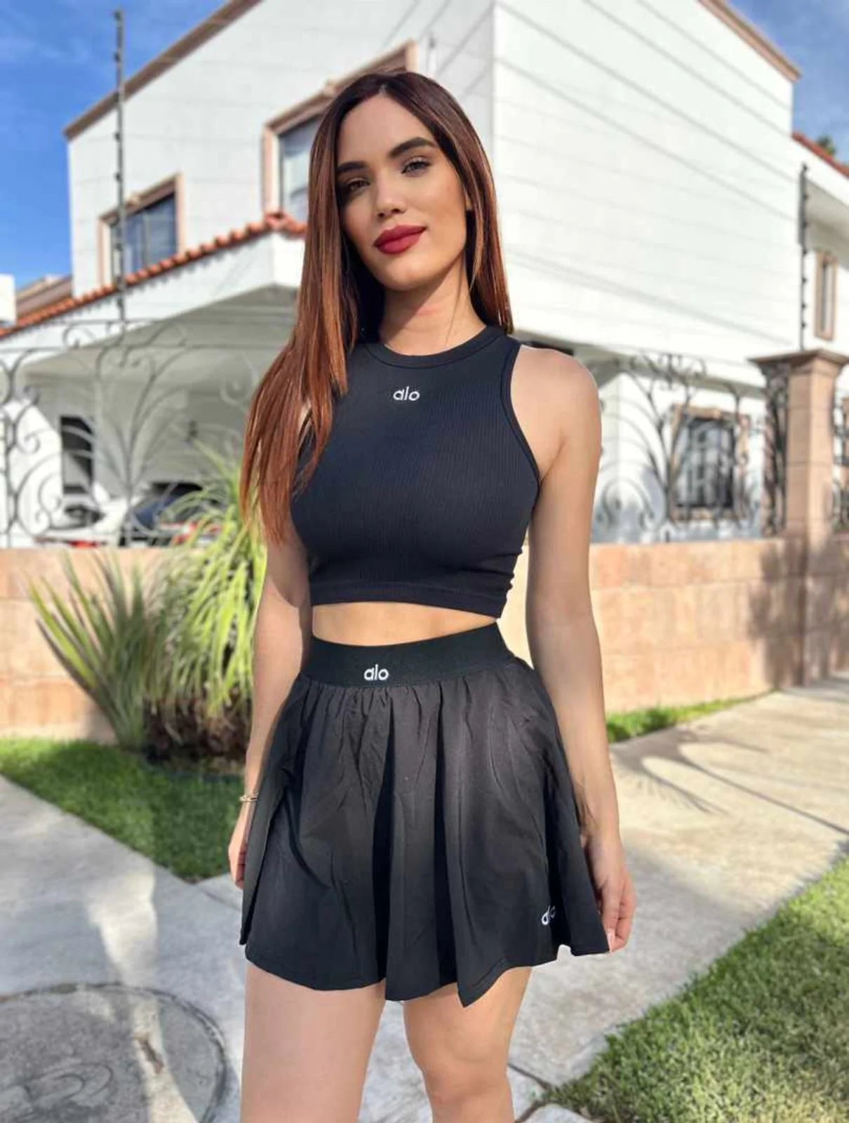 Set Alo Falda y Crop Top